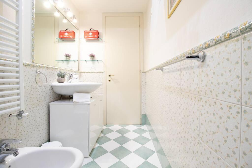 50 Metri Duomo Di Lucca Self Check-In E Wi-Fiアパートメント エクステリア 写真